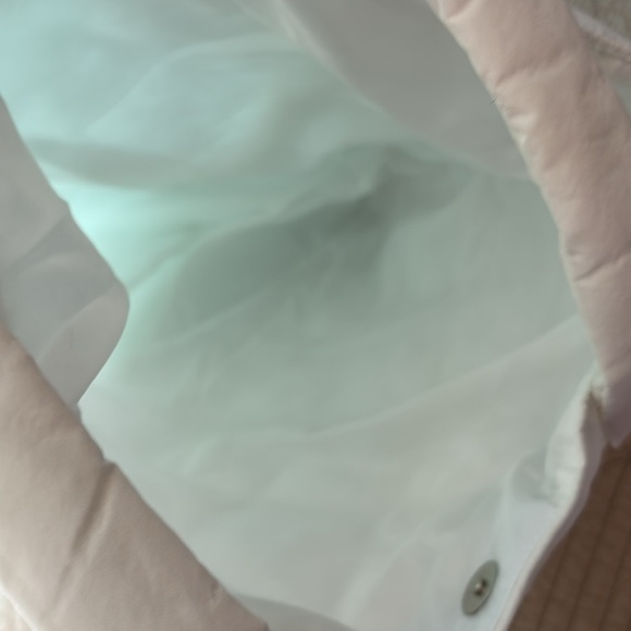 NEW🤍YANKEE CANDLE Tote Bag Purse White Quilted - Picture 7 of 7